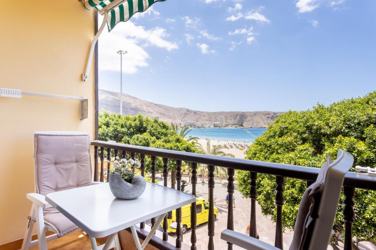 לוס כריסטיאנוס Classbnb - Seafront Studio With Beach View In The Center Of Los Cristianos מראה חיצוני תמונה