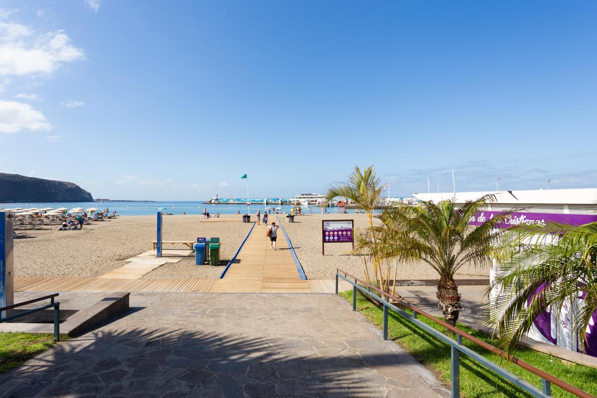 לוס כריסטיאנוס Classbnb - Seafront Studio With Beach View In The Center Of Los Cristianos מראה חיצוני תמונה
